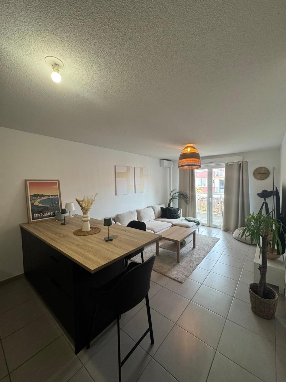 Apartment Superbe 2ch, Clim, Terrasse, Pkg, Wifi, Tv *
